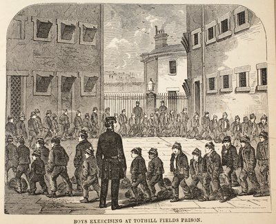 Niños ejercitándose en la prisión de Tothill Fields, ilustración de Las prisiones criminales de Londres y escenas de la vida en prisión de Henry Mayhew y John Binny, pub. 1862 de English School