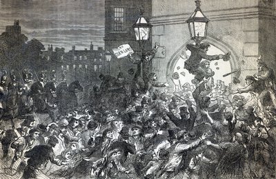 Motín del pan en la entrada de la Cámara de los Comunes en 1815 de English School