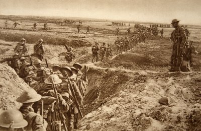 Infantería británica avanzando en la ofensiva sobre Cambrai de English School