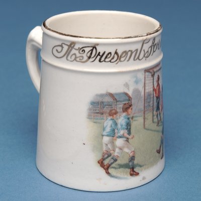 Taza infantil de English School