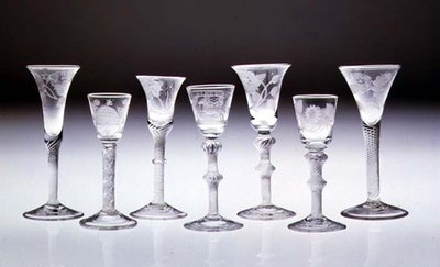 Colección de vasos grabados con tallos opacos y de torsión de aire de English School