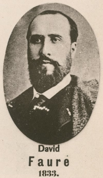 David Faure de English School
