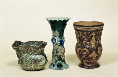Jarrones de Doulton, 1880s de English School