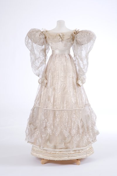 Vestido de noche, 1829 de English School