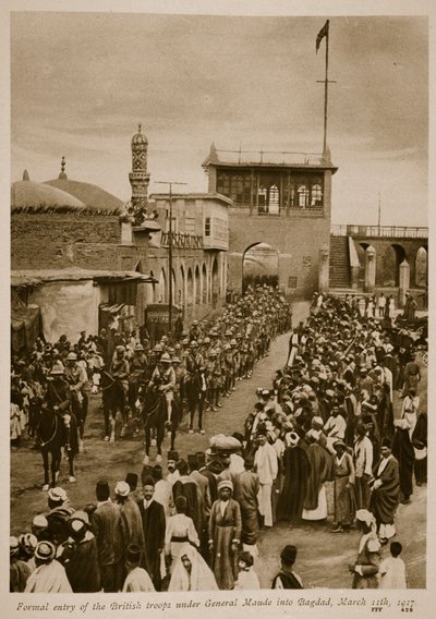 Entrada formal de las tropas británicas bajo el mando del General Maude en Bagdad, 11 de marzo de 1917 de English School