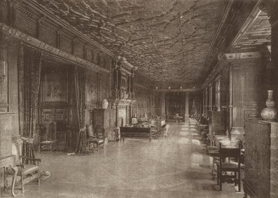Hatfield House, La Galería Larga de English School