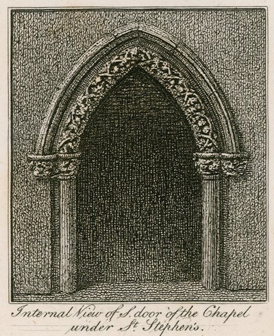 Vista interior de la puerta sur de la Capilla bajo San Esteban de English School