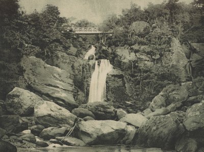 Cascadas de Inversnaid, Loch Lomond de English School