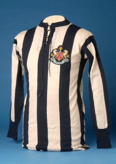 Camiseta del Newcastle United de la final de la FA Cup de 1911, 1911 de English School