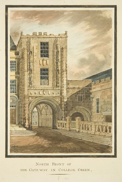 Vista norte de la puerta del colegio de English School
