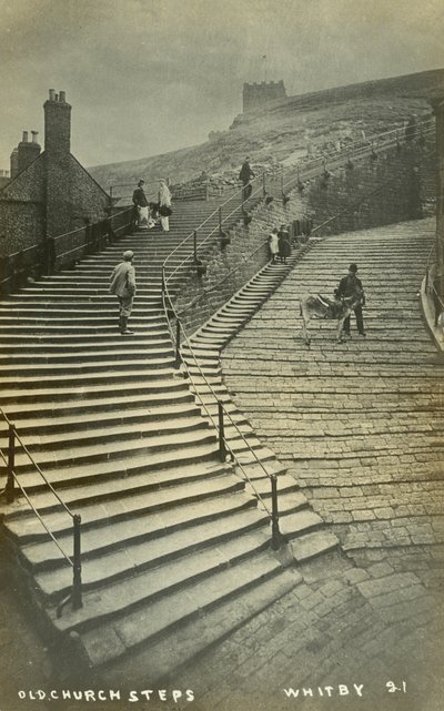Old Church Steps, Whitby (foto en blanco y negro) de English School