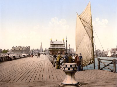 Pabellón del Muelle, Lowestoft de English School