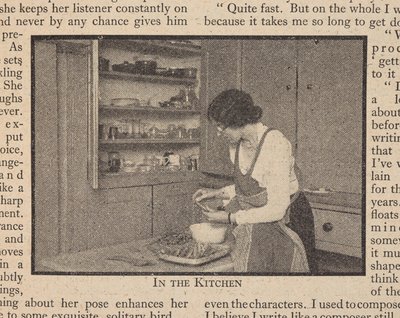 Sylvia en la cocina del 113 de Inverness Terrace, en "Sylvia Townsend Warner: A Writer Who Follows None of the Rules", Everyman New Series 4. de English School
