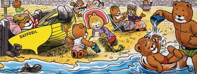 Osos de peluche en la playa de English School