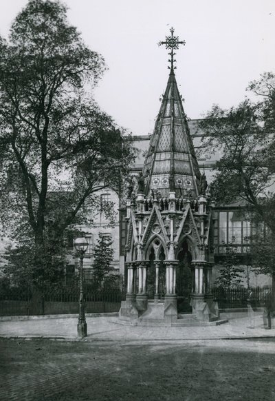 Fuente de agua potable Buxton Memorial, St Margarets Westminster de English School