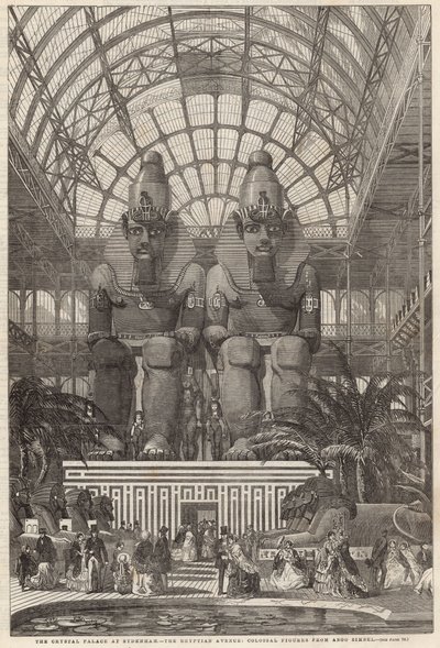 El Crystal Palace en Sydenham; La Avenida Egipcia, figuras colosales de Aboo Simbel de English School