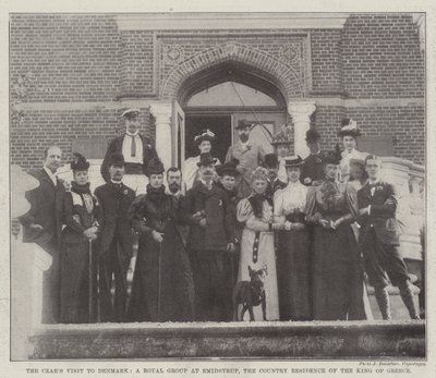 La visita del Zar a Dinamarca, un grupo real en Smidstrup, la residencia campestre del Rey de Grecia de English School