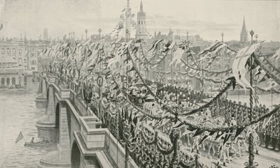 El desfile del Jubileo de Diamante cruzando el Puente de Londres de English School