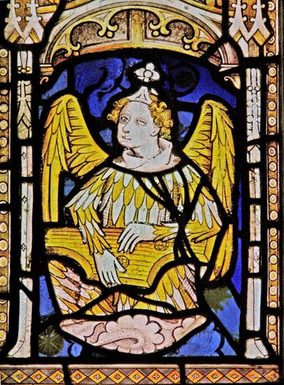 La ventana este que representa un ángel músico con cítara de English School