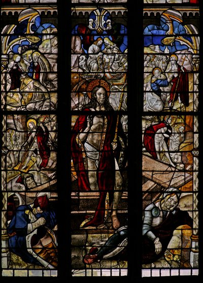 La ventana este representando la Resurrección y otros eventos post-Crucifixión de English School