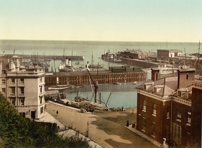 El puerto, Folkestone de English School