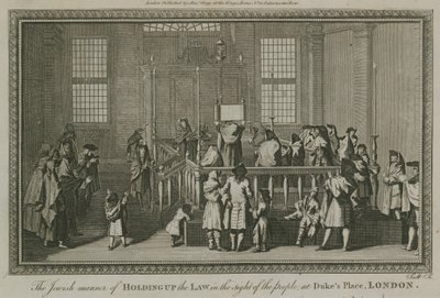 El medio judío de sostener la Ley a la vista del pueblo en Dukes Place, Londres de English School