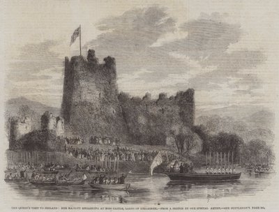 La visita de la Reina a Irlanda, Su Majestad embarcando en el Castillo de Ross, Lagos de Killarney (grabado) de English School