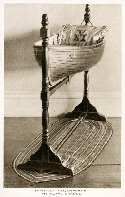 La cuna real, Swiss Cottage, Osborne House, Isla de Wight, c.1893 de English School