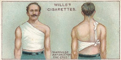 Vendaje triangular para el pecho, no. 37 de la serie de primeros auxilios de las tarjetas de cigarrillos de Willss, 1913 de English School