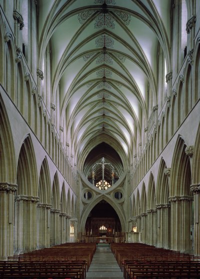 Vista de la nave mirando al este, c.1180-1239 de English School