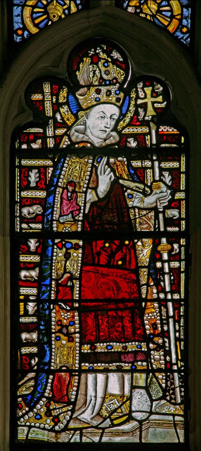 Ventana Ew que representa a Santo Tomás Becket con joyas de vidrio incrustado de English School