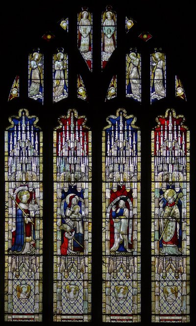 Ventana Ew que representa la ventana este: el vidrio aquí originalmente provino de la iglesia en Stretton Sugwas de English School