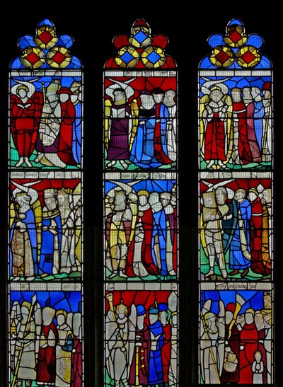 Ventana S5 que representa la Jerarquía angélica de English School