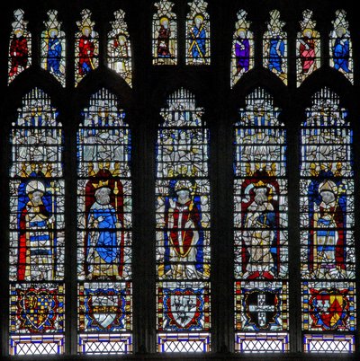 Ventana c18 que representa a reyes y arzobispos de English School