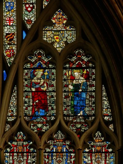 Ventana que representa a Eduardo el Confesor y al Rey Edmundo de English School