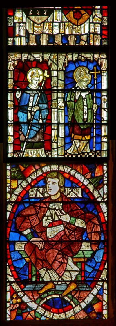 Ventana que representa una figura genealógica y dos santos de English School