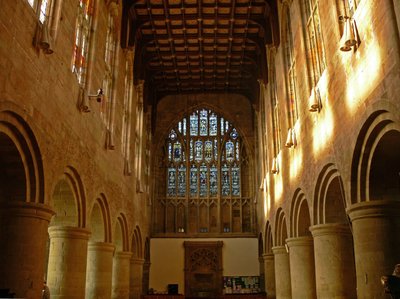 Ventana que representa una vista del extremo oeste de la iglesia de English School