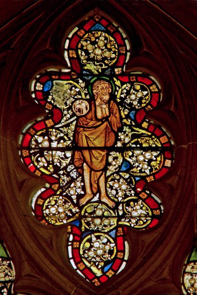 Ventana n-11 que representa a San Juan Bautista de English School