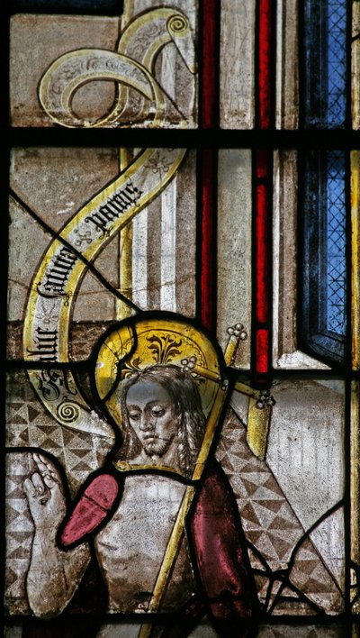 Ventana s3 que representa una escena de la Resurrección: la aparición a María Magdalena de English School