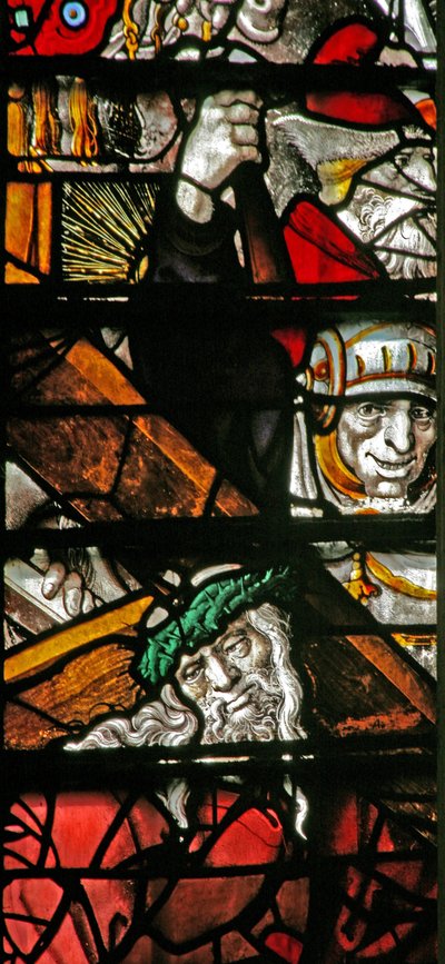 Ventana w13 que representa la Vía Crucis de English School