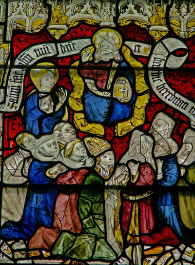 Ventana w25 que representa el Te Deum de English School