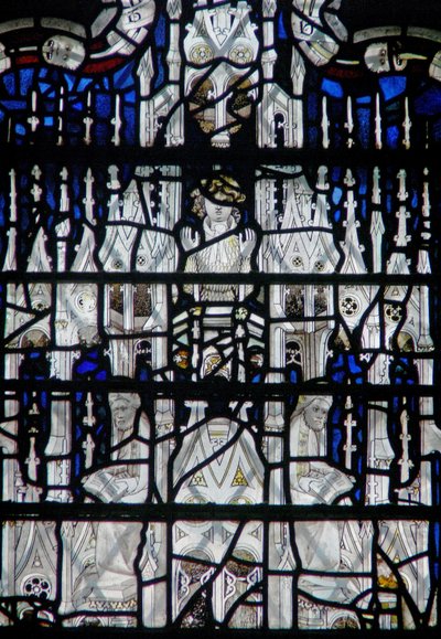 Ventana w6 que representa un dosel con figuras de English School