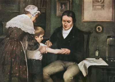 El Dr. Edward Jenner (1749-1823) vacunando por primera vez contra la viruela a James Phipps, un niño de ocho años, el 14 de mayo. de Ernest Board