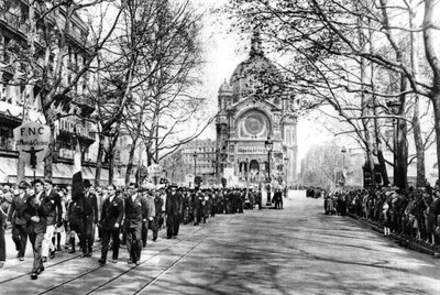 Conmemoración de Juana de Arco en la Iglesia de San Agustín, París, 1931 de Ernest Flammarion