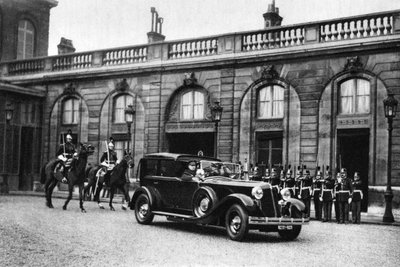 El Presidente de la República saliendo, París, 1931 de Ernest Flammarion