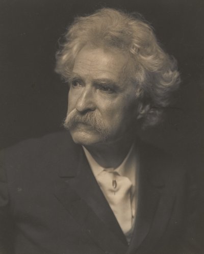 Mark Twain, hacia 1907 (foto en blanco y negro) de Ernest Walter Histed