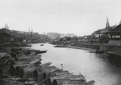 Tzeliutsing, Szechuan, El distrito industrial de las salinas (foto b/n) de Ernst Boerschmann