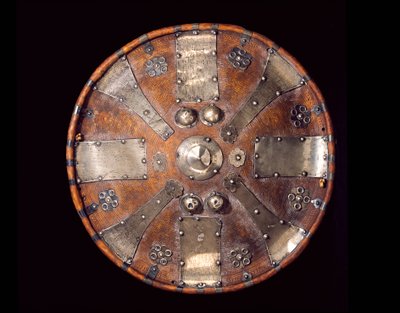 Escudo (cuero y plata) de Ethiopian School