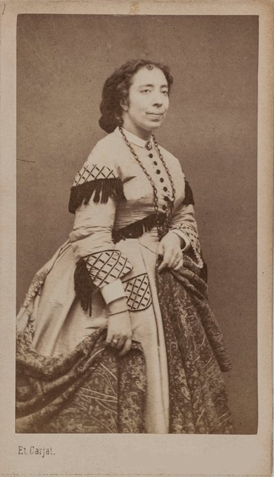 Retrato de la cantante y compositora Pauline Viardot 1821-1910, entre 1860 y 1865 de Etienne Carjat