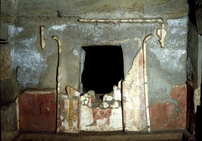 Civilización etrusca: entrada de la tumba François en la necrópolis de Ponte Rotto, siglo IV a.C. Vulci, Italia de Etruscan